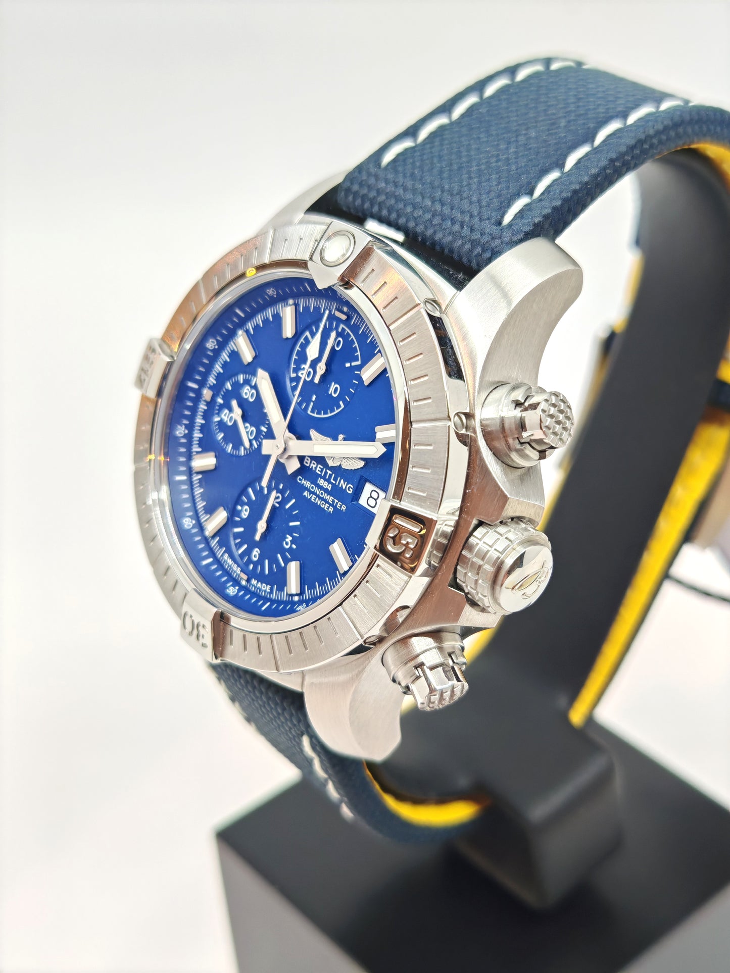 New Old Stock Breitling Avenger Chronograph 43