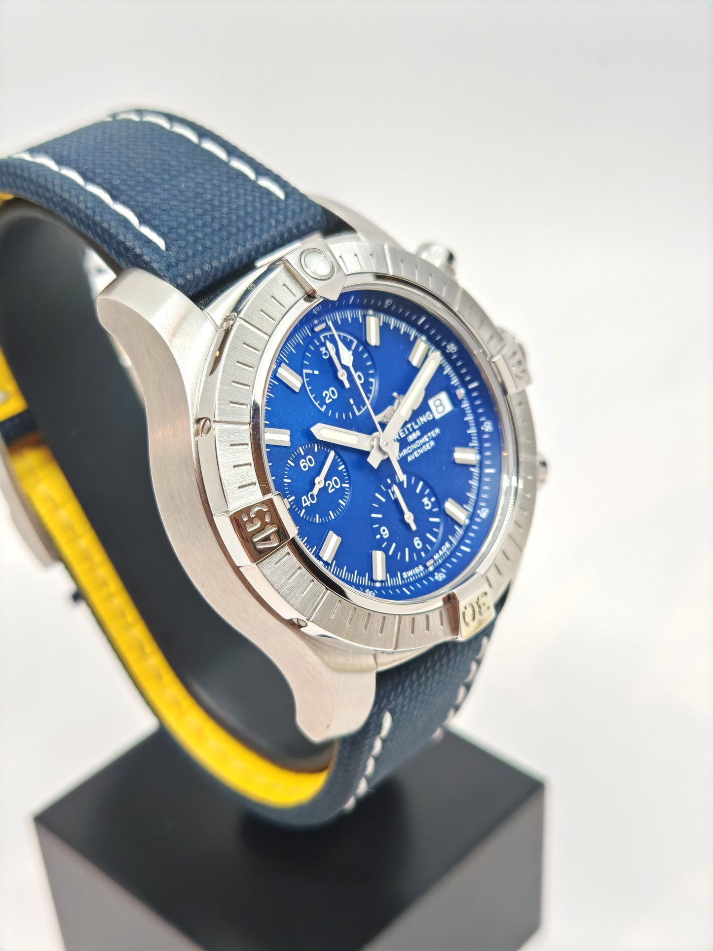 New Old Stock Breitling Avenger Chronograph 43