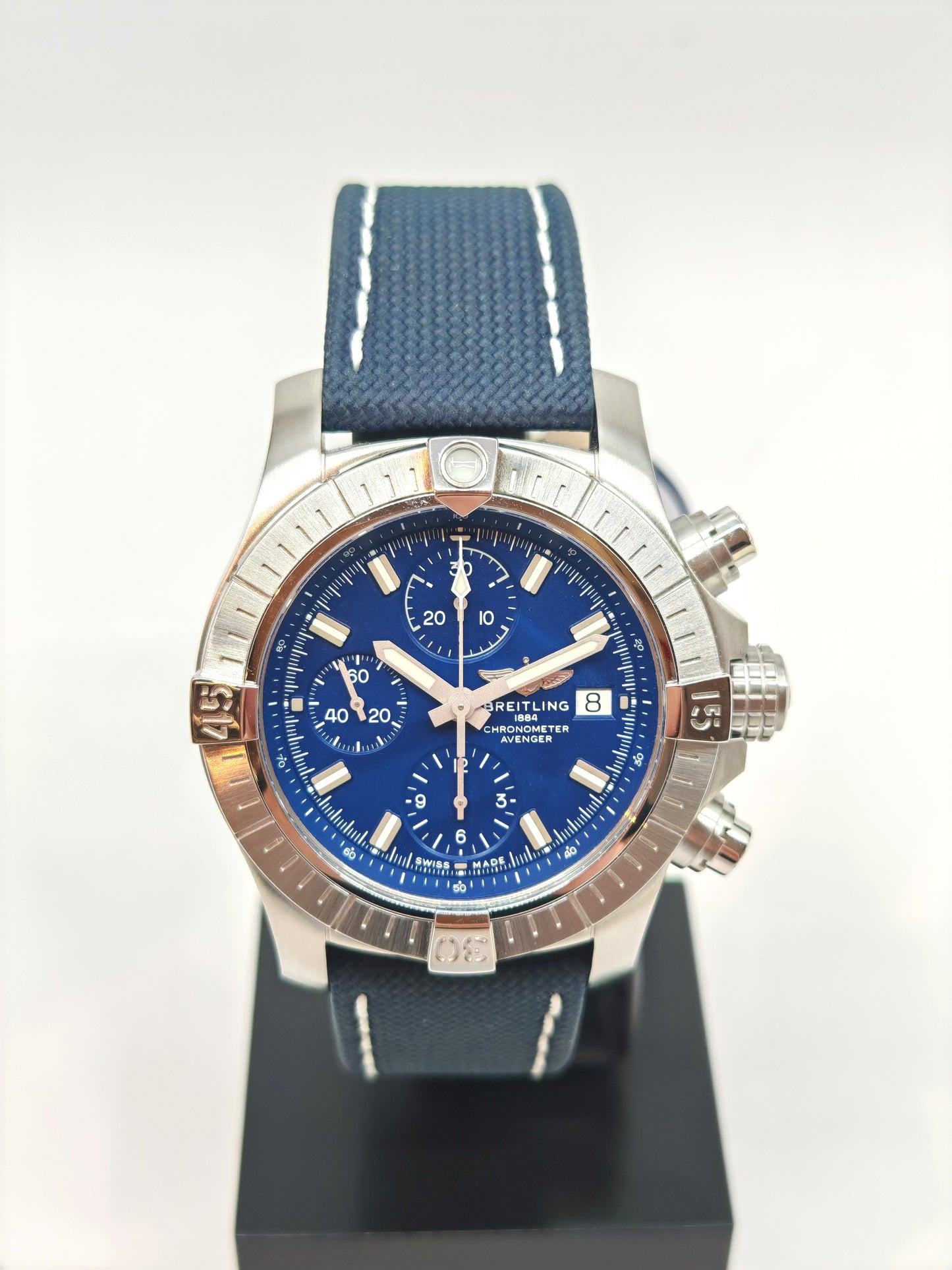 New Old Stock Breitling Avenger Chronograph 43