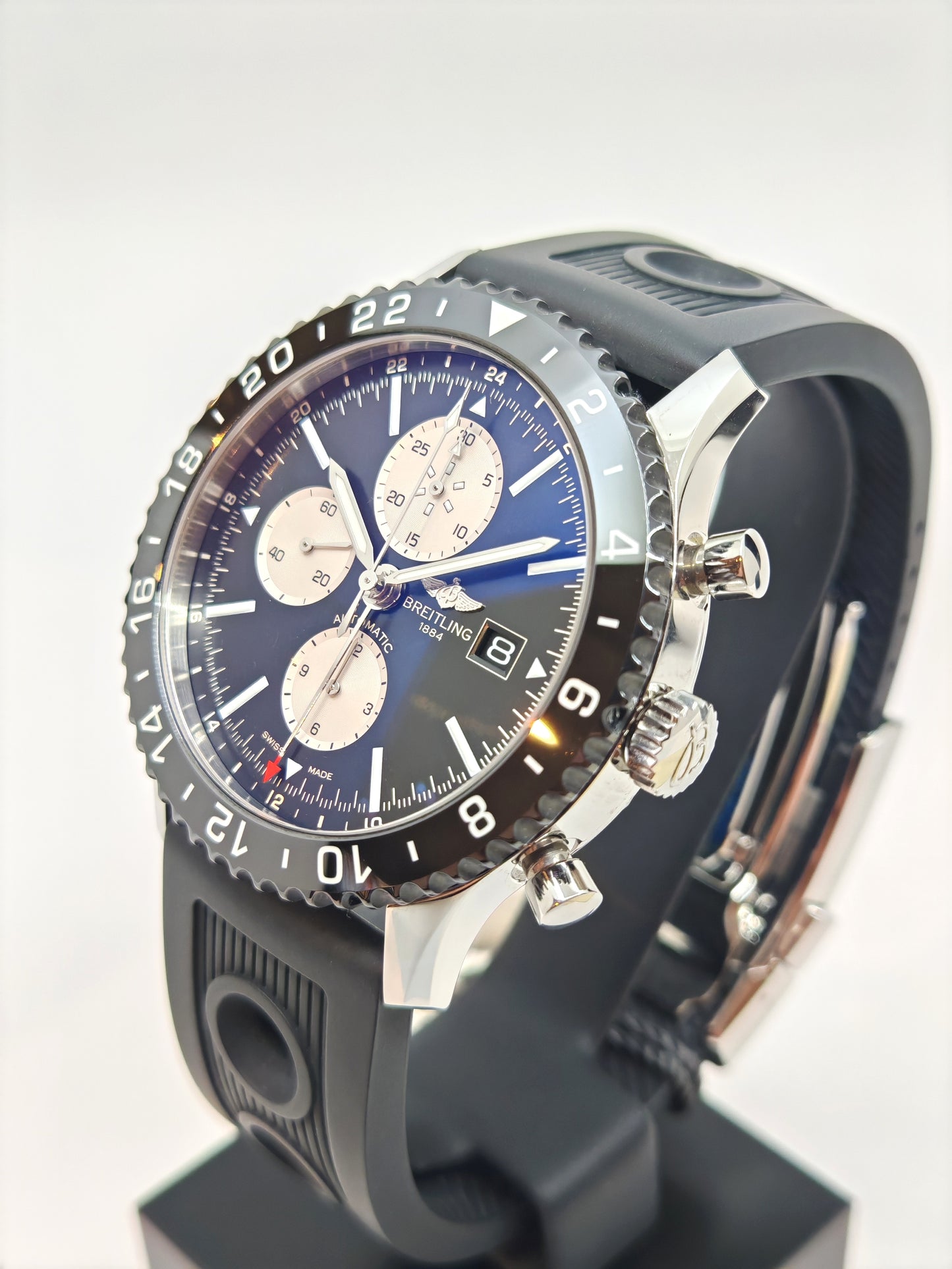 New Old Stock Breitling Chronoliner GMT Chronograph 46