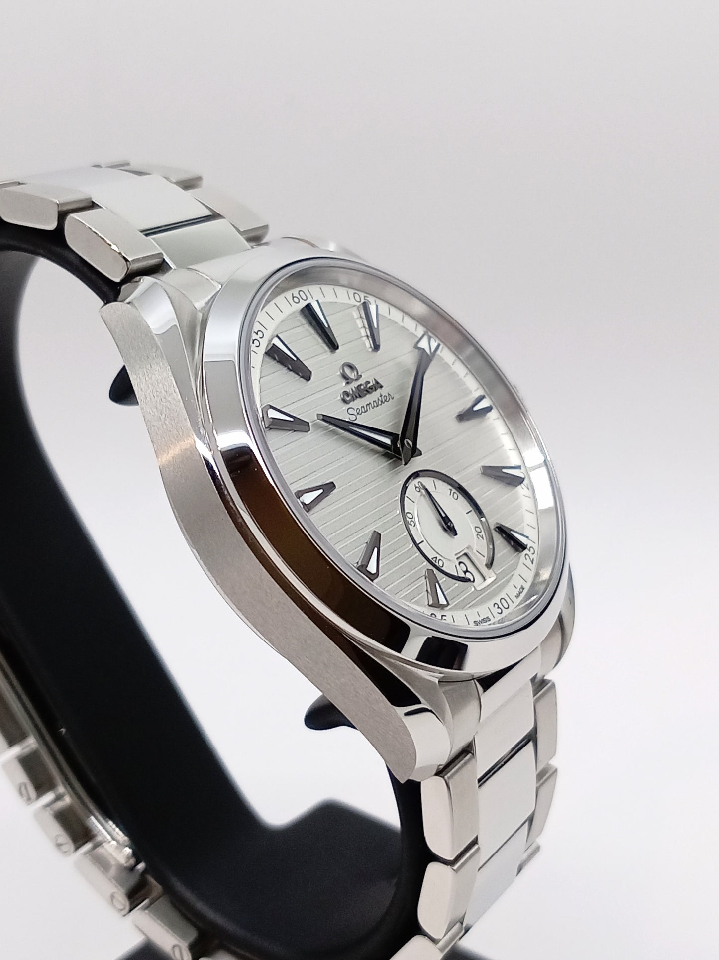 New Old Stock Omega Seamaster Aqua Terra 150 41 mm