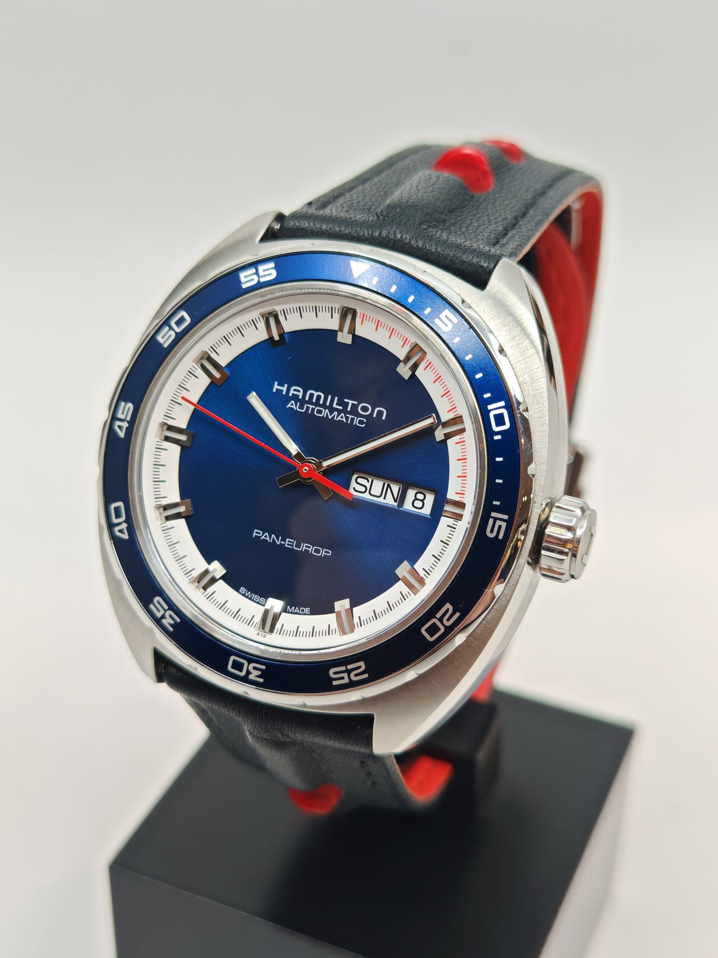 Pre-Owned Hamilton American Classic Pan Europ
