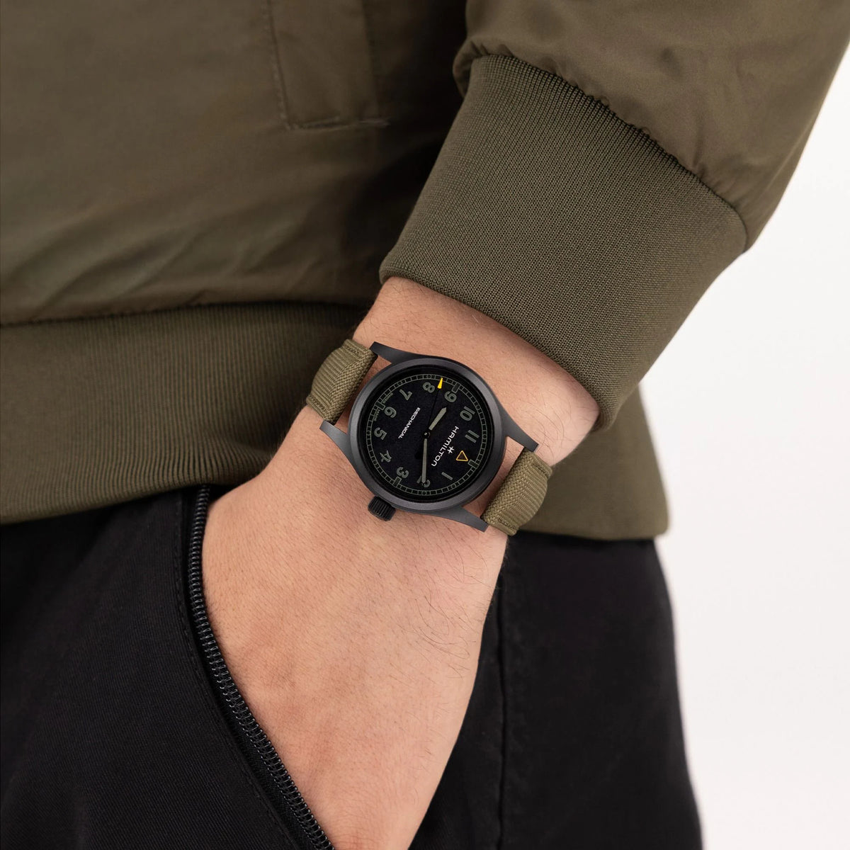 Hamilton Khaki Field Mechanical 38mm Call of Duty Modern Warfare 4