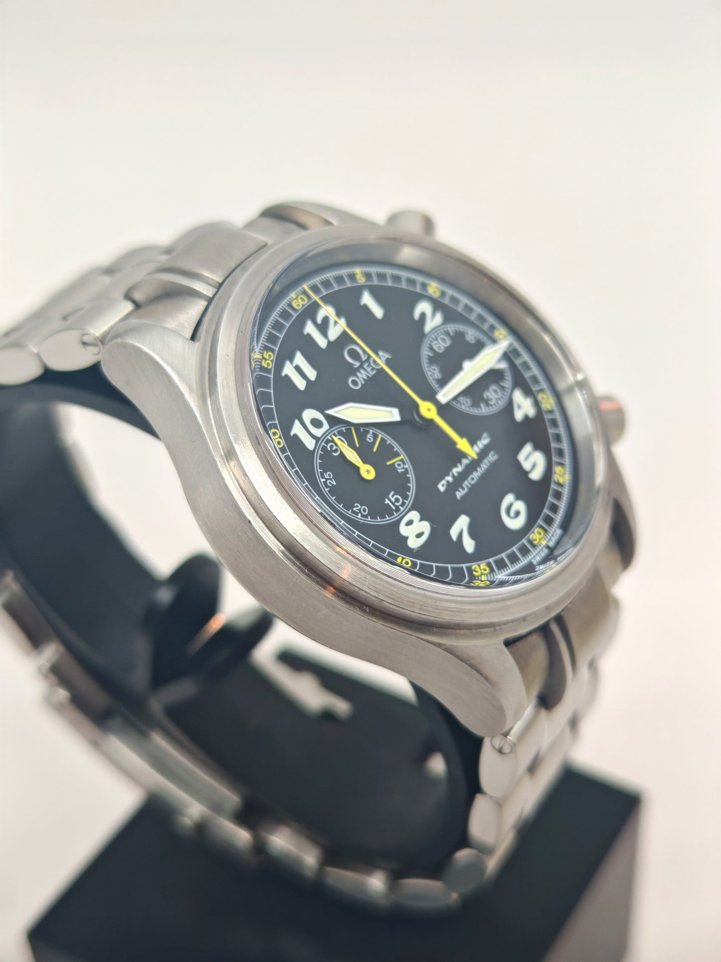 Pre-Owned Omega Dynamic III