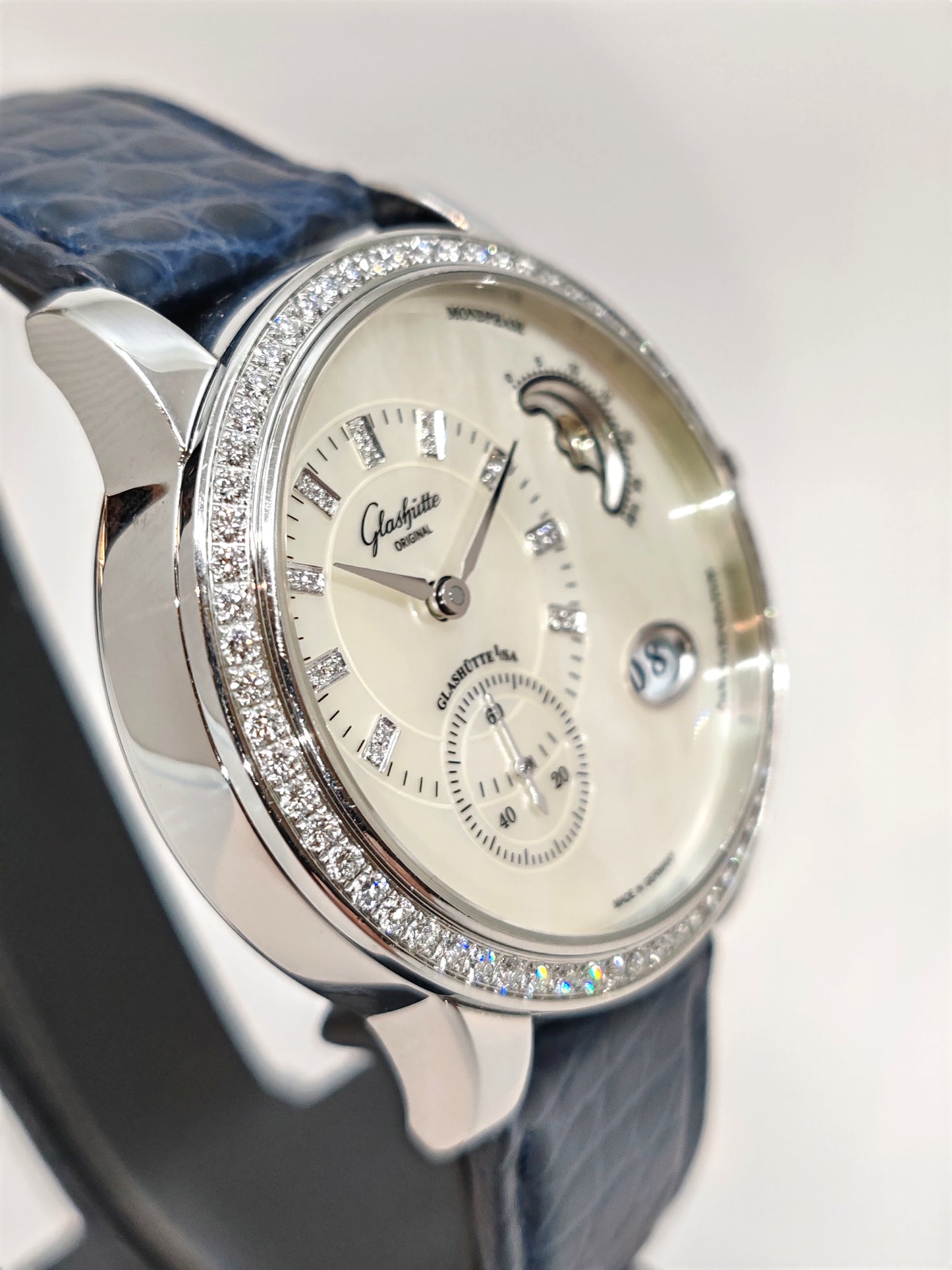 Pre-Owned Glashütte Original PanoMatic Lunar