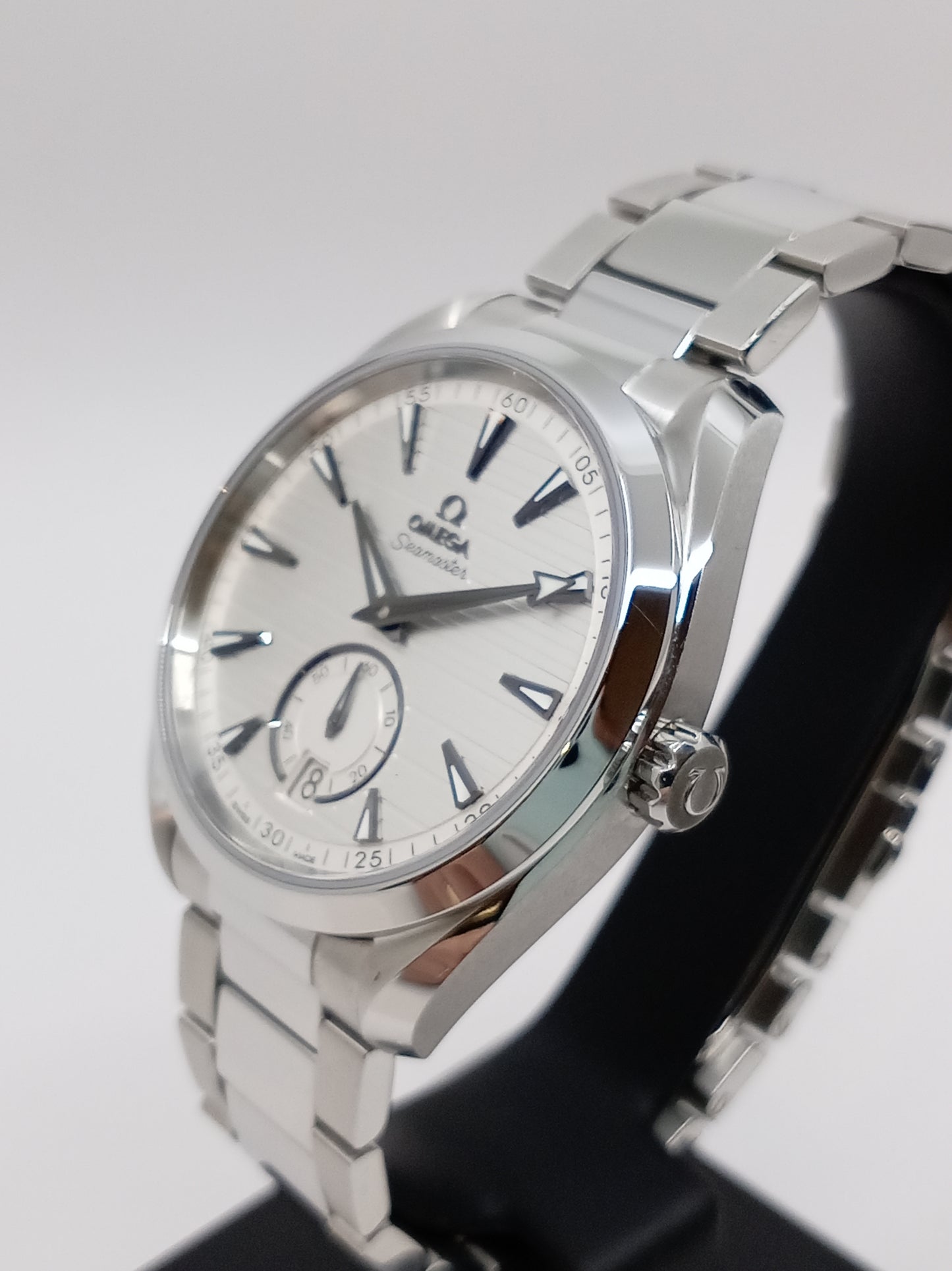 New Old Stock Omega Seamaster Aqua Terra 150 41 mm