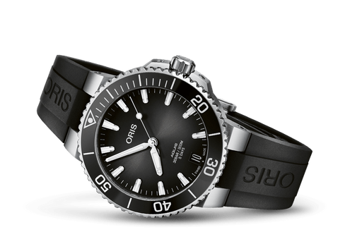 Oris Aquis Date Calibre 400