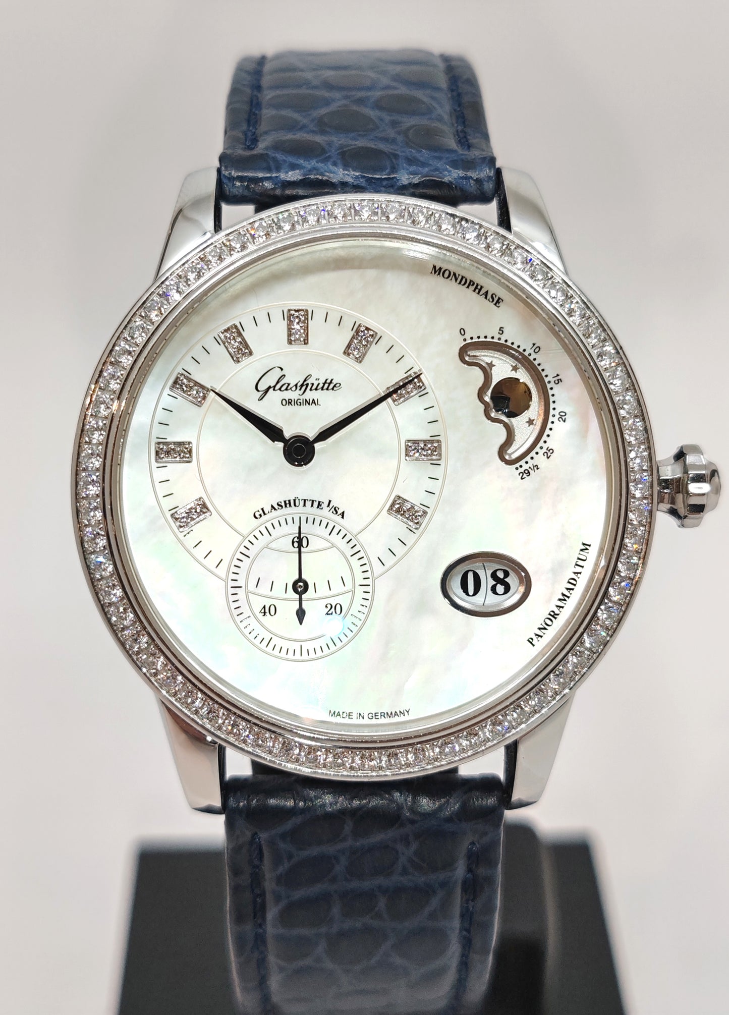 Pre-Owned Glashütte Original PanoMatic Lunar