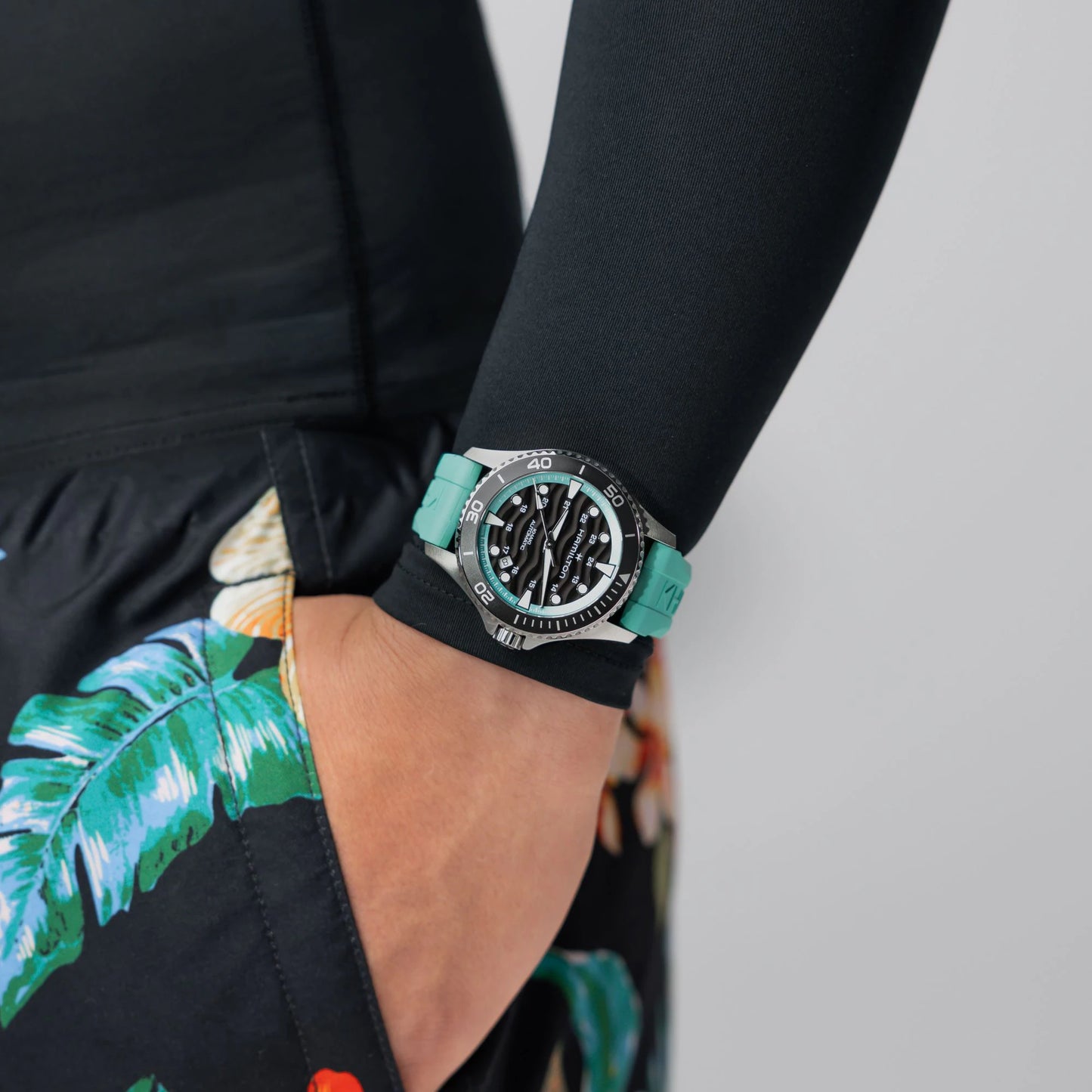 Hamilton Khaki Navy Scuba 40mm